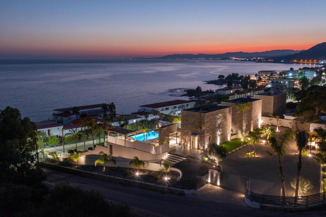 Lido Blue Villa Pefki  외부 사진